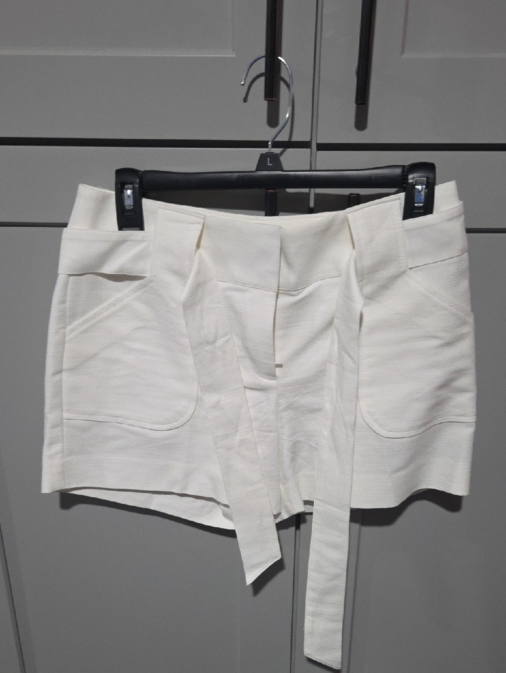 Ann Taylor Cream Belted Bermuda Shorts
